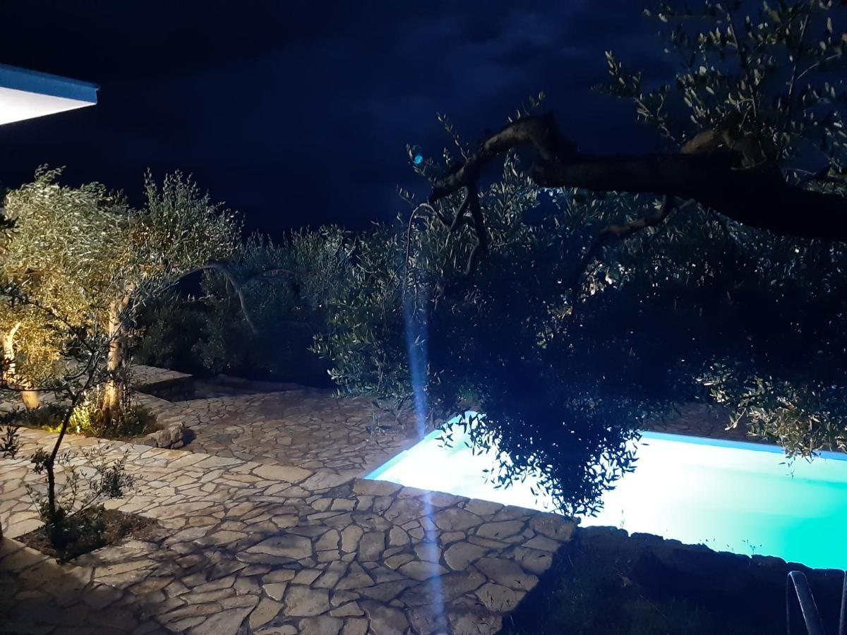 Вілла Olive Stone House Макарська Екстер'єр фото