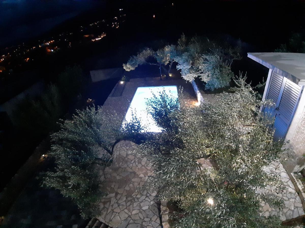 Вілла Olive Stone House Макарська Екстер'єр фото